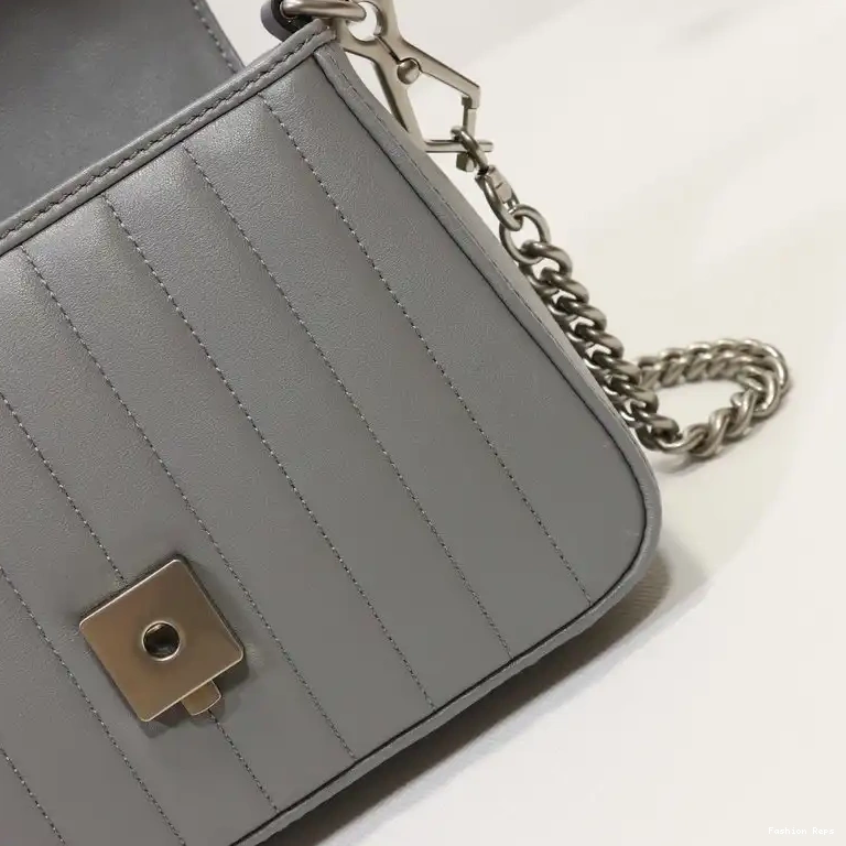 Fashion Reps 2112DJ0003 Bag Gucci 0511
